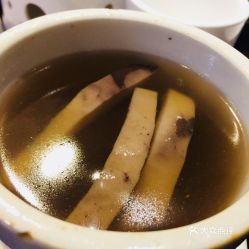 綠茶餐廳 崇文門新世界店 的椰子燉雞湯好不好吃 用戶評價口味怎么樣 北京美食椰子燉雞湯實拍圖片 大眾點(diǎn)評