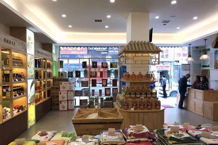 將放心糧油店開到家門口，能否打通放心糧油消費的最后一公里？